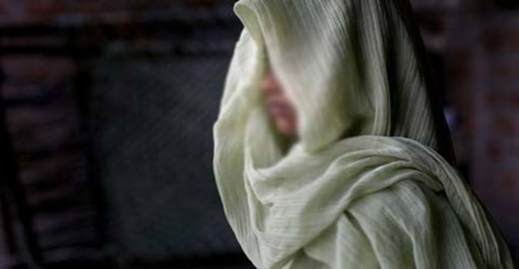 বিয়ের ২০ দিনের মাথায় স্কুলছাত্রীর গর্ভপাত