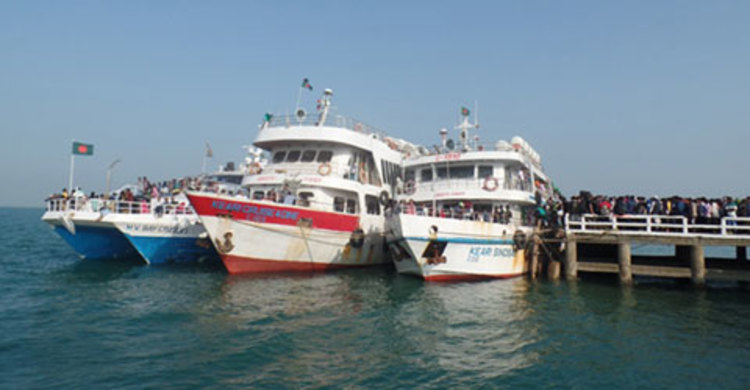 টেকনাফ-সেন্টমার্টিনে নৌ চলাচল বন্ধ