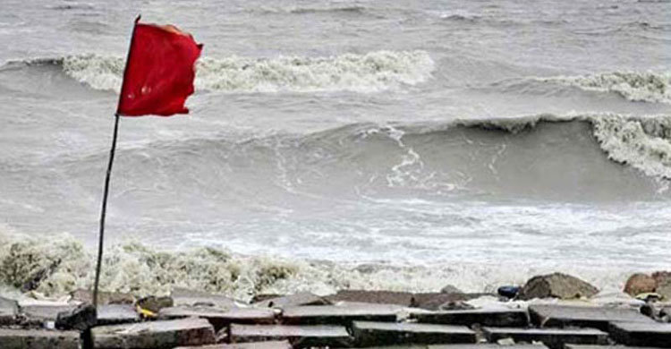 Maritime ports asked to hoist signal 3