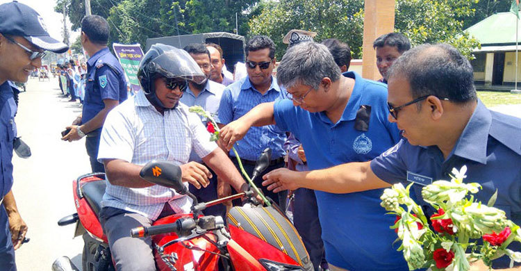 Thakurgaon-Trafic--(2)