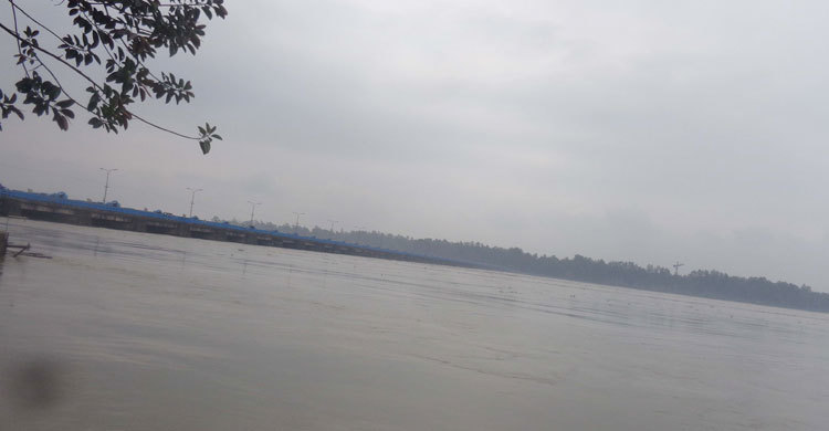 বিপদসীমার ওপরে তিস্তার পানি, ৩ হাজার পরিবার পানিবন্দি