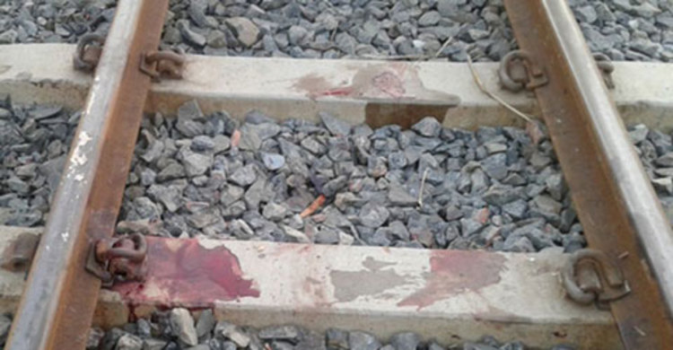 নরসিংদীতে ট্রেন দুর্ঘটনায় ২ জনের মৃত্যু