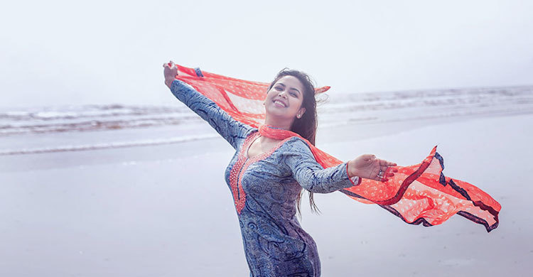 লেখিকা ভাবনা নিজেই গুলনেহার