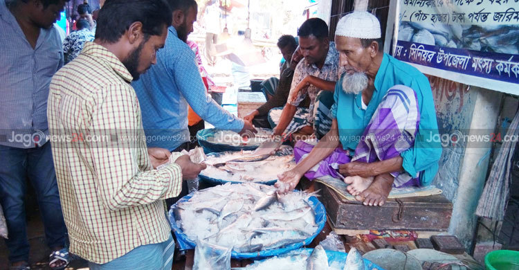 ইলিশের বাজারে বৈশাখী হাওয়া