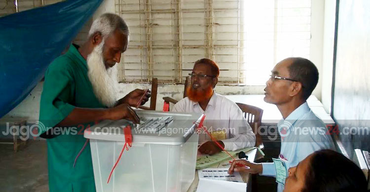 ১৩১ ইউপি ও ৯ পৌরসভায় ভোটগ্রহণ চলছে