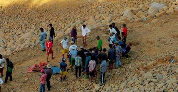 Myanmar jade mine slag heap collapse kills at least 14