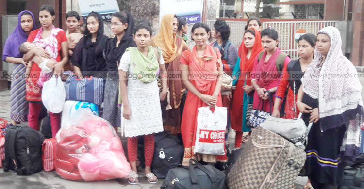 ভারতে কারাভোগ শেষে দেশে ফিরলেন শিশুসহ ১৮ নারী