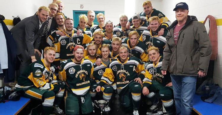 14 dead in Canada bus crash