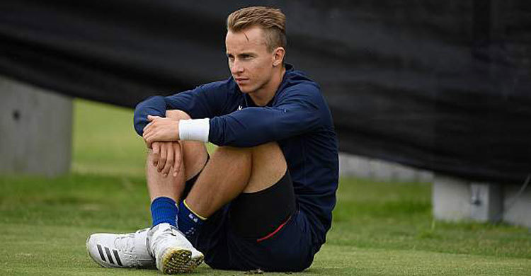 KKR sign Tom Curran for injured Starc