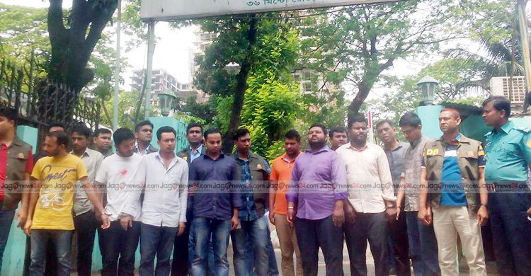 জালিয়াতির মাধ্যমে নিয়োগ, জালিয়াতিতেই ধরা