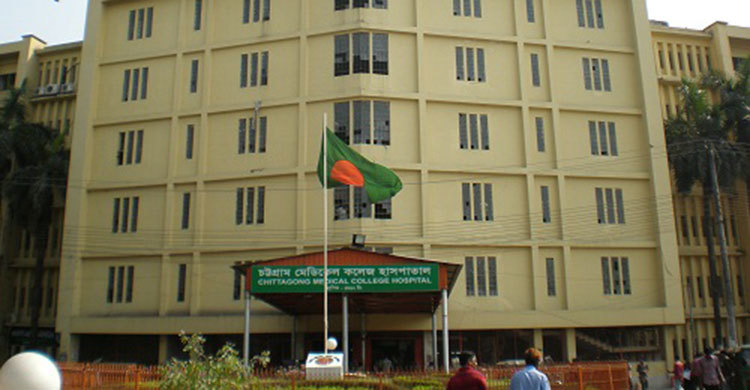 4 bullet-hit in clash with locals in Ctg