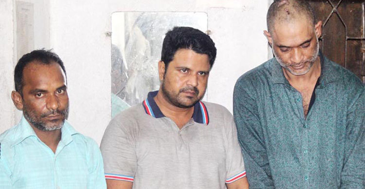 কুমিল্লায় ইয়াবাসহ চিকিৎসক আটক