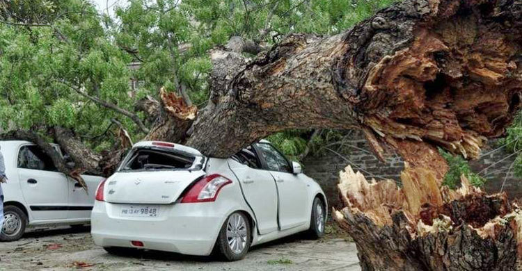 Deadly India super storms kill nearly 150
