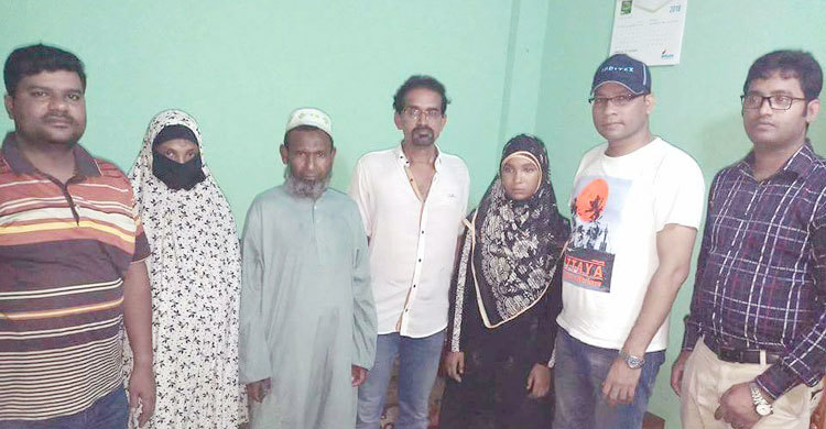 স্কুলছাত্রীর বিয়ে বন্ধ করে পড়ালেখার দায়িত্ব নিলেন ডিসি