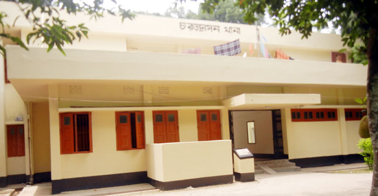 ঘুষ নিয়ে মাদক ব্যবসায়ীদের ছেড়ে দেয়ায় এএসআই প্রত্যাহার