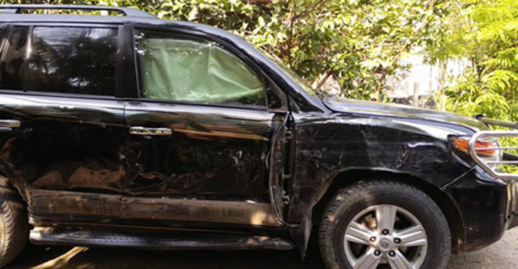 ফেনীতে এমপির গাড়িতে হামলার ঘটনায় মামলা