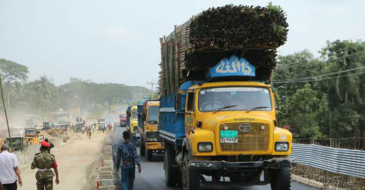 খুলে দেয়া হলো ফেনীর ফতেহপুর ওভারপাসের দুই লেন