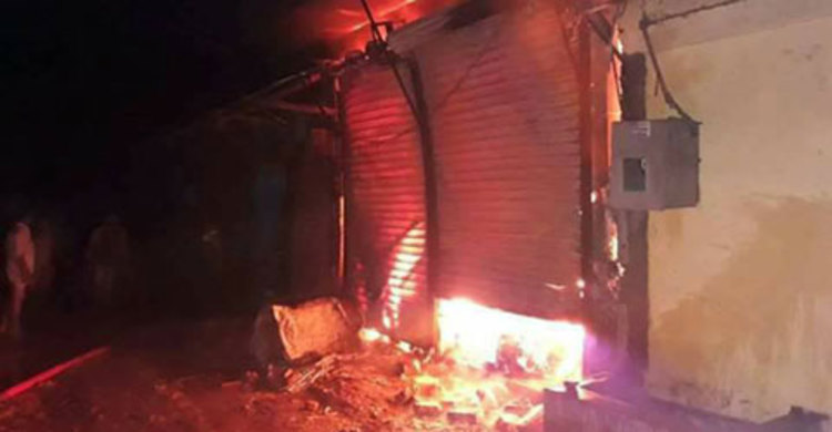 শ্রীমঙ্গলে সোনার বাংলা মার্কেটে আগুন