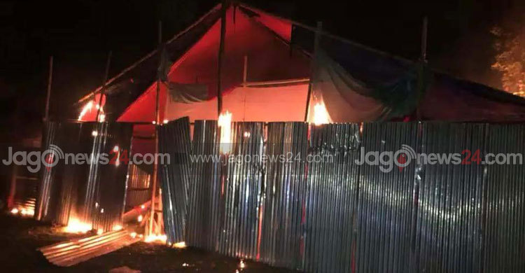 বৈশাখী মেলায় অশ্লীল নৃত্য, প্যান্ডেল পুড়িয়ে দিল প্রশাসন