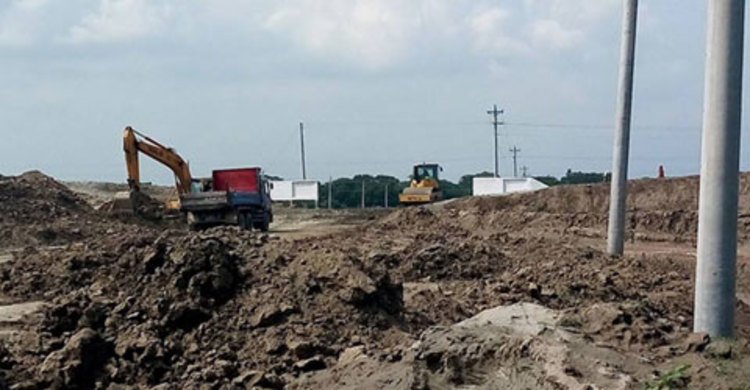 প্রধানমন্ত্রীর অগ্রাধিকার ভিত্তিক প্রকল্পের কাজ এক বছর ধরে বন্ধ