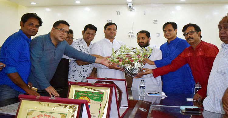 মনোনয়ন প্রত্যাহার করে জাহাঙ্গীরকে সমর্থন দিল জাসদ