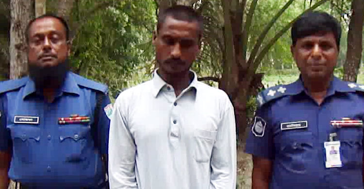 কোরআন শরীফ ছিঁড়ে ফেলায় যুবকের ৩ মাসের জেল