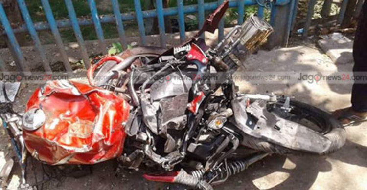 পোড়াদহে ট্রেনের ধাক্কায় ২ স্কুলছাত্র নিহত