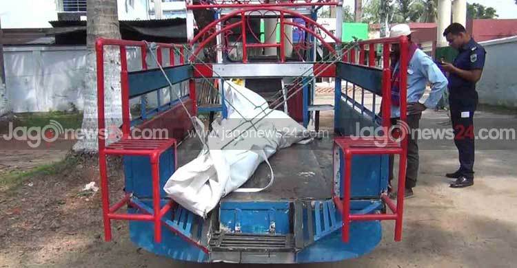 দাদন ব্যবসায়ীদের অনৈতিক প্রস্তাবে গৃহবধূর আত্মহত্যা!