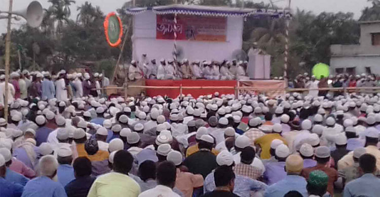 ক্ষমতায় আসলে দুর্নীতির মূল উৎপাটন করা হবে : চরমোনাই পীর