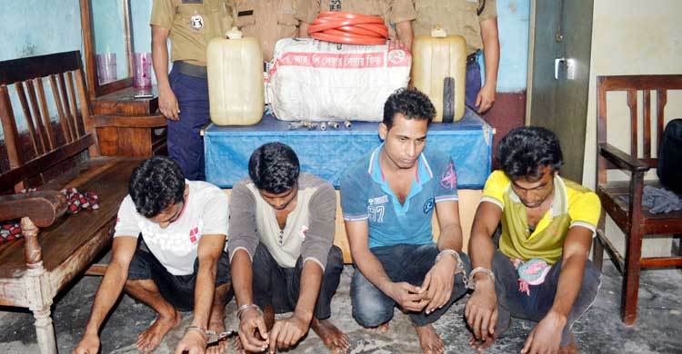 নাটোরে রেলের তেল চুরি চক্রের ৪ সদস্য আটক