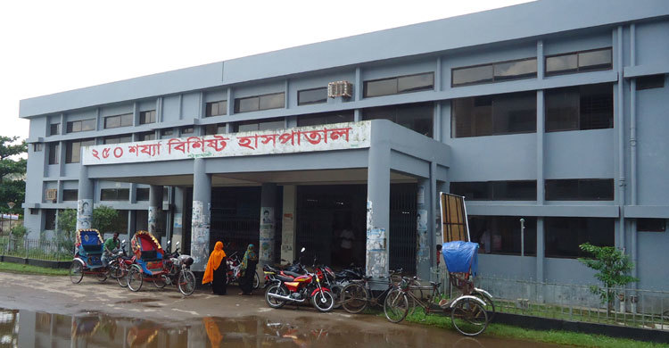 হাসপাতালের ওষুধ পাচারকালে স্টোর কিপার আটক