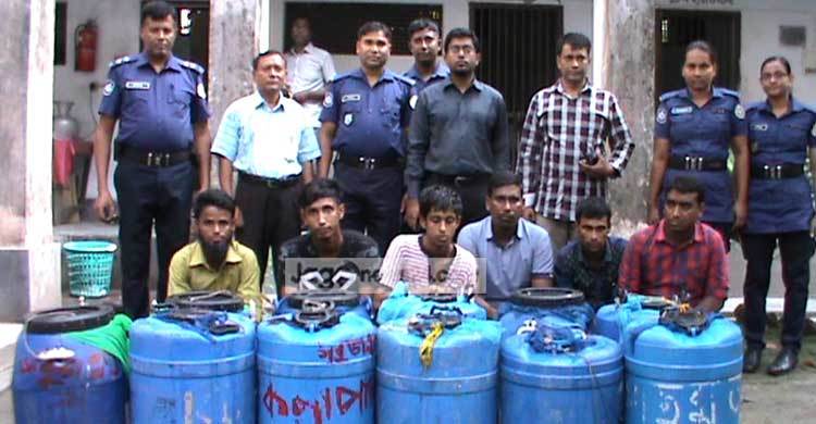 ৪ লাখ রেনুপোনাসহ মাইক্রোবাস জব্দ, আটক ৬