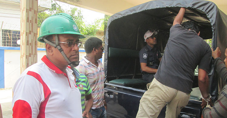 জায়গা দখল : শাহ সিমেন্ট কোম্পানির প্রকৌশলীসহ আটক ৮