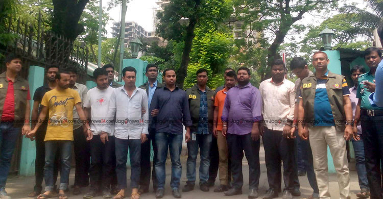 পরীক্ষায় জালিয়াতি : গ্রেফতার ১০ জন রিমান্ডে