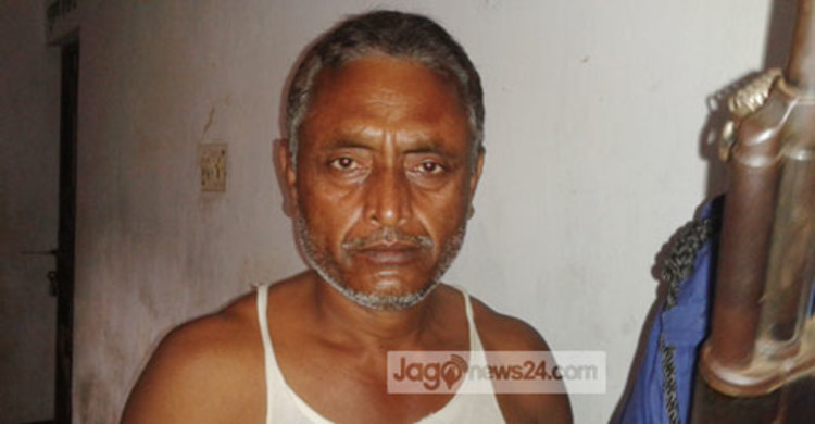 ৫ম শ্রেণির ছাত্রীকে ধর্ষণের অভিযোগে বৃদ্ধ আটক