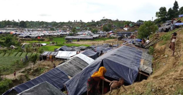 Girl killed in landslide at Rohingya refugee camp