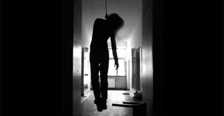 সিরাজগঞ্জে এইচএসসি পরীক্ষার্থীর আত্মহত্যা