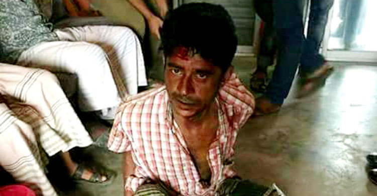 টাঙ্গাইলে শিশু অপহরণকারীকে গণধোলাই