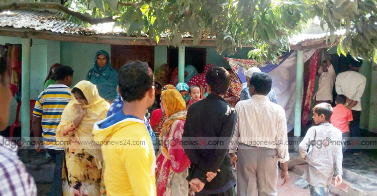 শ্বশুরবাড়িতে গৃহবধূর ঝুলন্ত মরদেহ