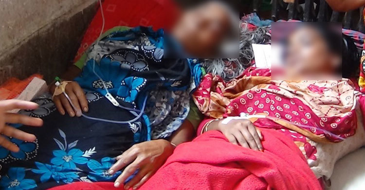 রাতের খাবার খেয়ে বিছানা থেকে উঠতে পারছে না কেউ