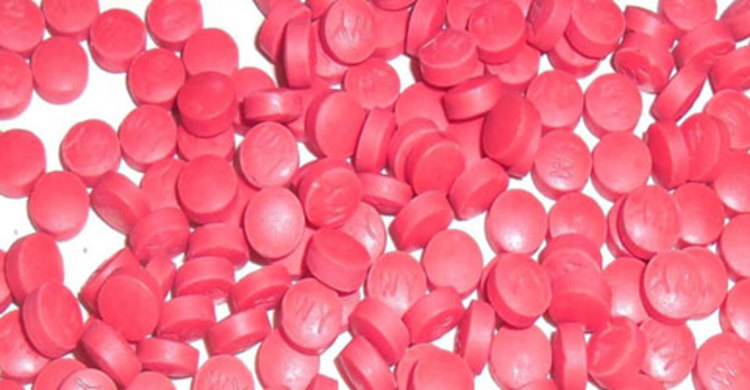 ইয়াবাসহ বিজিবি সদস্য ডিবির হাতে ধরা