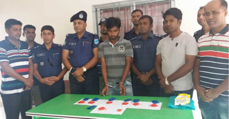 মাদারীপুরে ইয়াবাসহ যুবক আটক