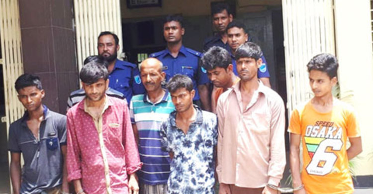 মির্জাপুরে পৌর কাউন্সিলরসহ গ্রেফতার ৯