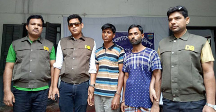 নওগাঁয় জাল নোটসহ আটক ২