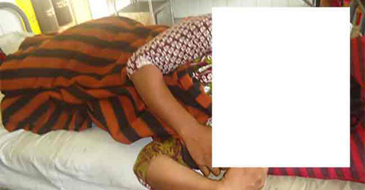 বন্ধুর বউকে বাসায় ডেকে গণধর্ষণ