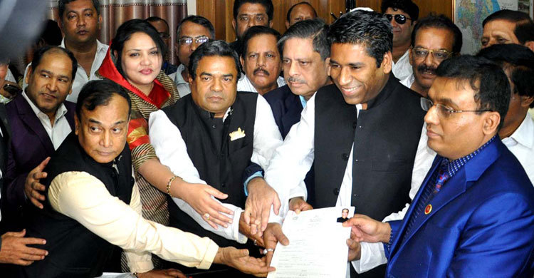 বরিশালের ৬ আসনে মনোনয়নপত্র জমা দিলেন ৫১ প্রার্থী