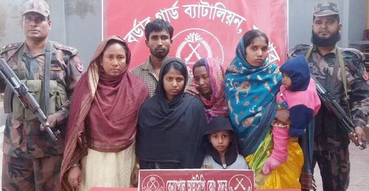 বেনাপোলে শিশুসহ ৭ নারী-পুরষ আটক