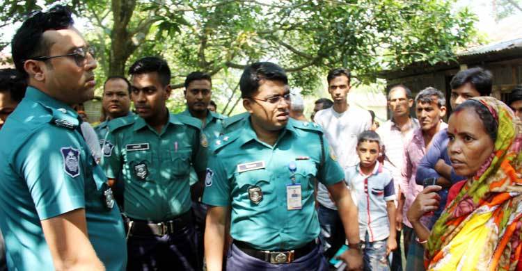 সুইপারকে ঘর ভাড়া দেয়ায় বৃদ্ধাকে পিটিয়ে হত্যা