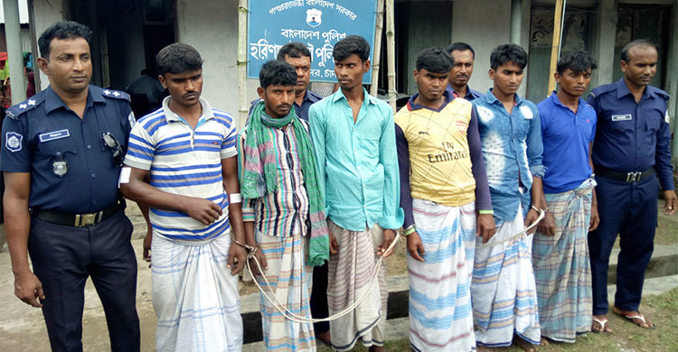 চাঁদপুরে ইলিশ ধরায় ৬ জেলের কারাদণ্ড