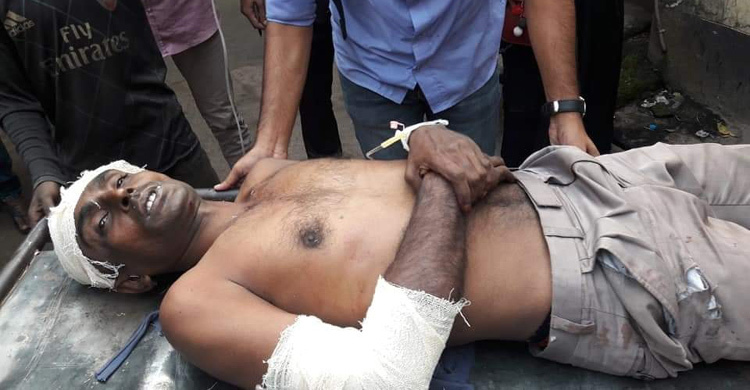 ফেনীতে বাস-অটোরিকশা সংঘর্ষে নিহত ৩